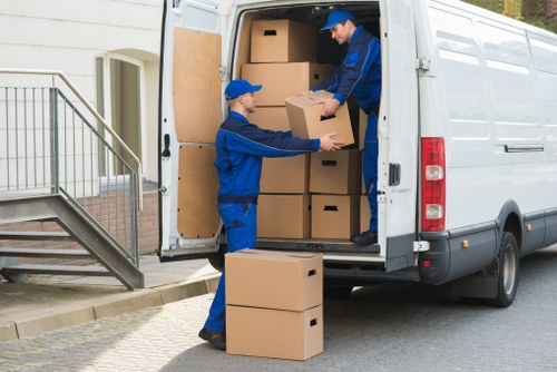 Packing and loading services for a Bermondsey house move