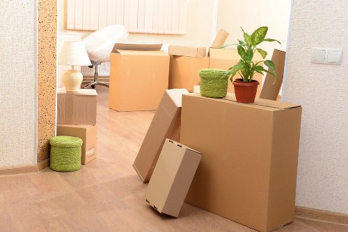 Local office movers handling access challenges in Bermondsey